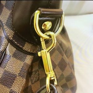 Louis Vuitton Bags - Louis Vuitton Louis Vuitton Bags - Louis Vuitton
